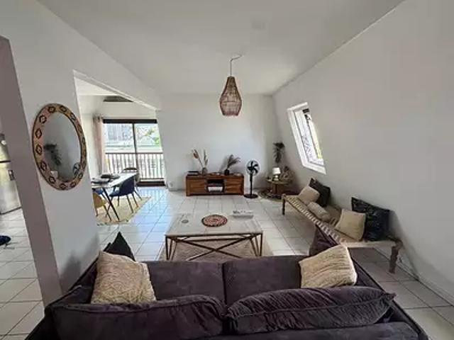 Saint Denis 97400 Achat / Vente appartement 5 pièces t5 parking