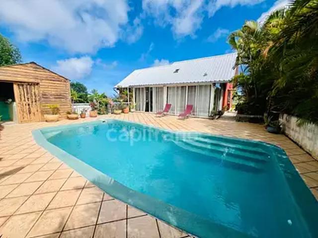 Saint Denis 97417 Achat / Vente maison 6 pièces t6 piscine jardin