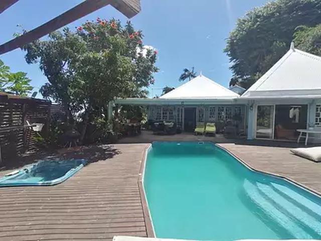 Saint Denis Tadar 97400 Achat / Vente maison 4 pièces t4 piscine