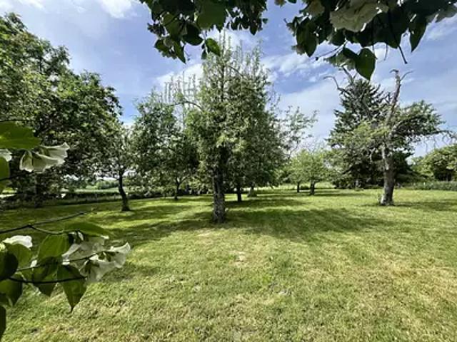 Saint Denis de Jouhet 36230 Achat / Vente maison 7 pièces t7 au dernier étage parking