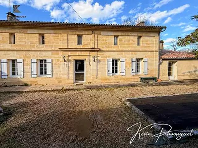 Saint Denis de Pile 33910 Achat / Vente maison 7 pièces t7 jardin terrasse