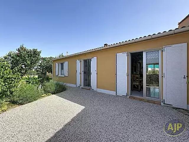 Saint Denis du Payré 85580 Achat / Vente maison 4 pièces t4 au dernier étage terrasse