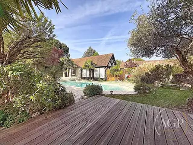 Saint Denis en Val 45560 Achat / Vente maison 9 pièces t9 au dernier étage