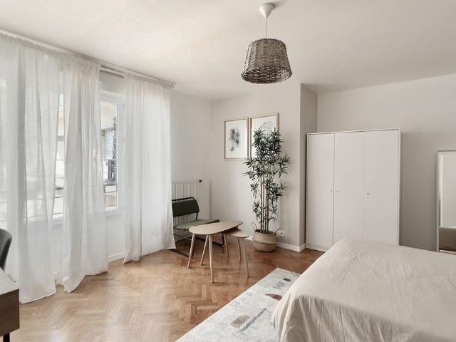 Saint Denis L'Aimé Jacquet Chambre 1