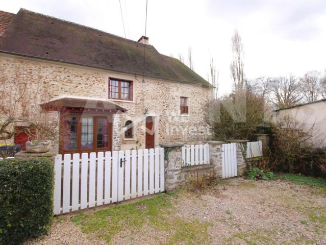 Saint Denis Les Rebais. Belle maison Briarde de 157m2 sur un ter