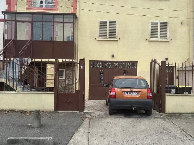 SAINT DENIS Pierrefitte