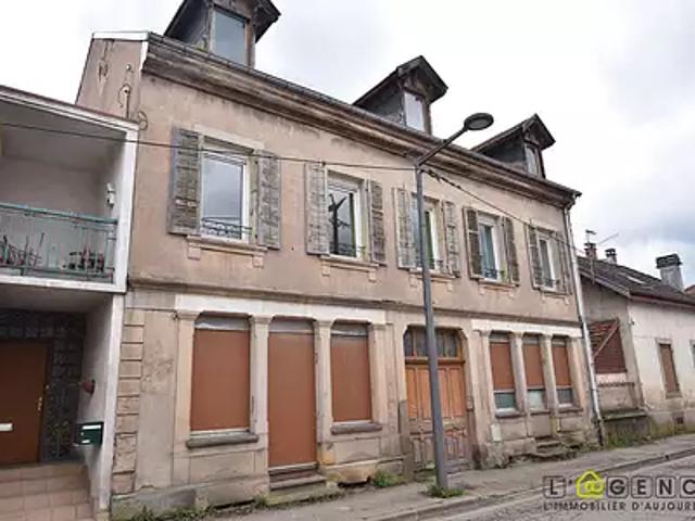 Saint Dié des Vosges 88100 Achat / Vente immeuble au dernier étage cave