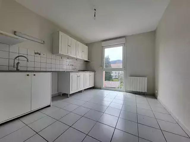 Saint Dié des Vosges 88100 Location appartement 4 pièces t4 au dernier étage
