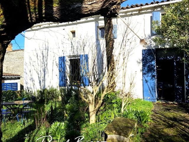 Saint Dizant du Gua Vente Maison 17