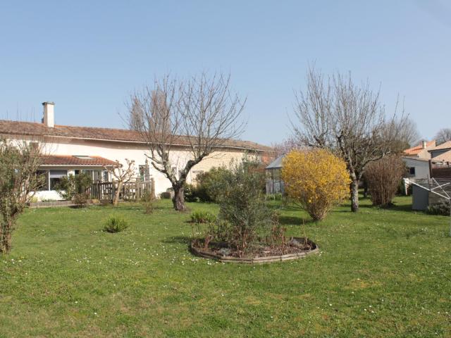 Saint Dizant du Gua Vente Maison 17