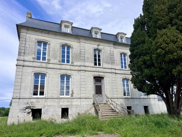 Saint Dizant du Gua Vente Propriété/château 17