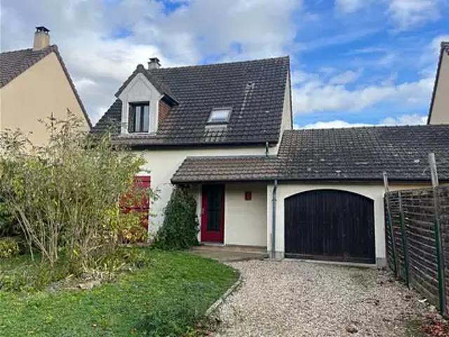 Saint Doulchard 18230 Achat / Vente maison 4 pièces t4 jardin terrasse