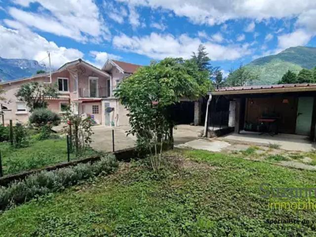 Saint Egrève 38120 Achat / Vente maison 5 pièces t5 parking