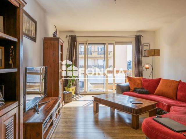 SAINT ELOI T4 avec parking et cave