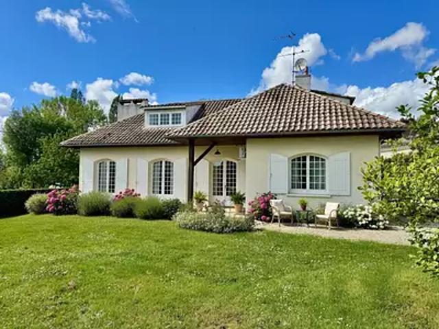Saint Emilion 33330 Achat / Vente maison 6 pièces t6 jardin
