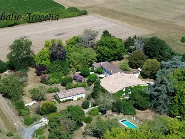 Saint Emilion 33330 Achat / Vente maison 15 pièces t15 piscine terrasse