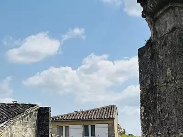 Saint Emilion 33330 Achat / Vente maison 3 pièces t3 parking