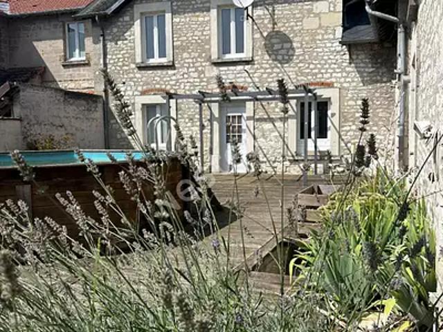 Saint Erme Outre et Ramecourt 02820 Achat / Vente maison 9 pièces t9 au dernier étage piscine