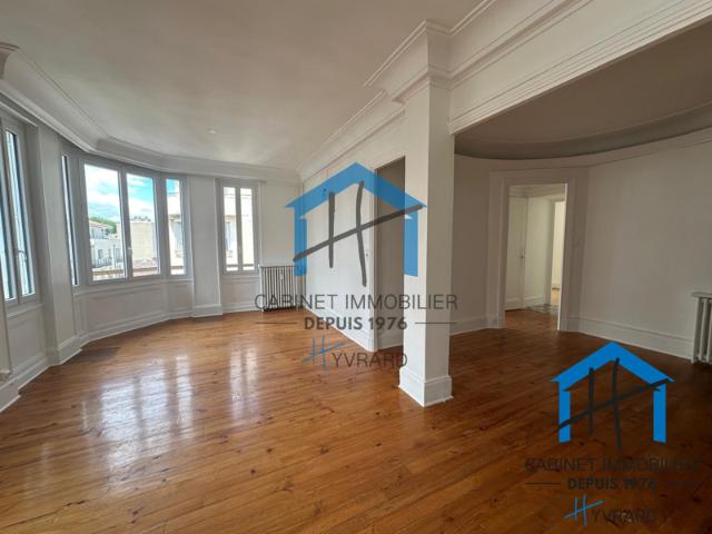 SAINT ETIENNE Appartement F3 au 5ème étage avec ascenseur