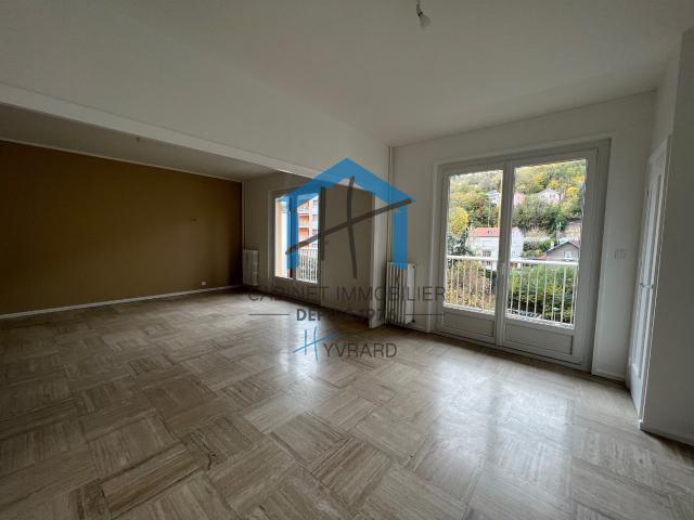 SAINT ETIENNE Armeville Appartement T4 de 103 m2