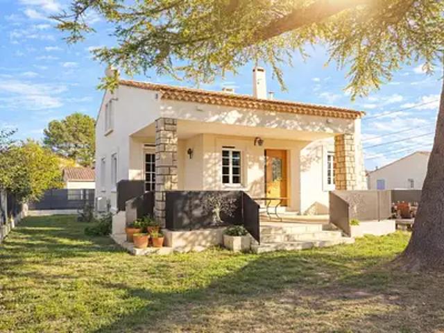 Saint Etienne du Grès 13103 Achat / Vente maison 5 pièces t5 jardin terrasse