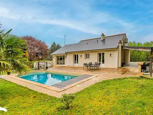 Saint Etienne de Chigny 37230 Achat / Vente maison 7 pièces t7 parking
