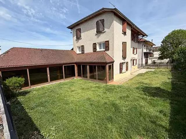 Saint Etienne de Saint Geoirs 38590 Achat / Vente immeuble jardin