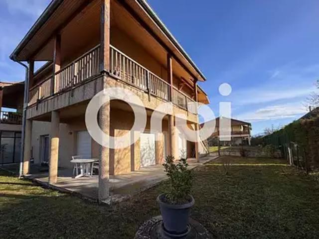 Saint Etienne de Saint Geoirs 38590 Location appartement 3 pièces t3 jardin terrasse
