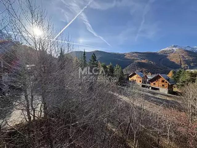 Saint Etienne de Tinée 06660 Achat / Vente appartement 1 pièce t1 au dernier étage