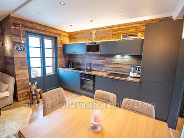 Saint Etienne de Tinée 06660 Achat / Vente appartement 4 pièces t4 au dernier étage terrasse