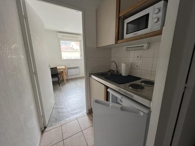 Saint Etienne Faculté Tréfilerie / Appartement meublé à lou