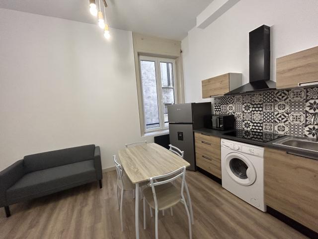 Saint Étienne Place de l'Hôtel de Ville appartement meublé d