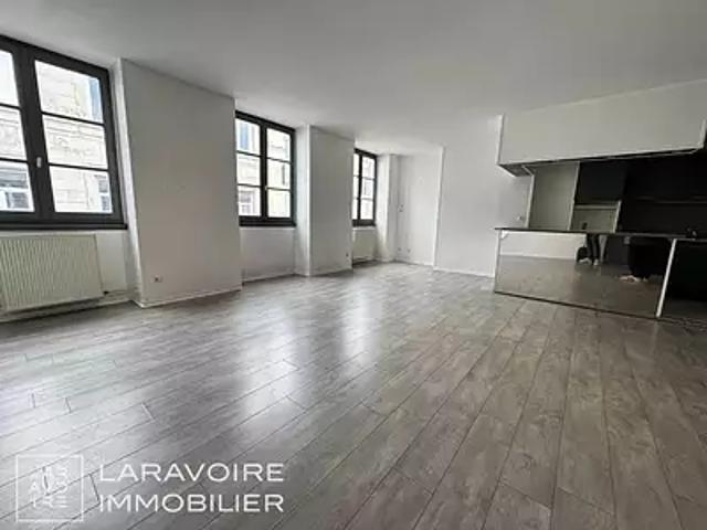 Saint Étienne 42000 Achat / Vente appartement 3 pièces t3 au dernier étage cave