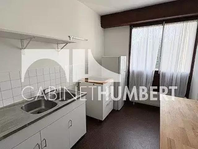 Saint Étienne 42000 Location appartement 1 pièce t1 cave balcon