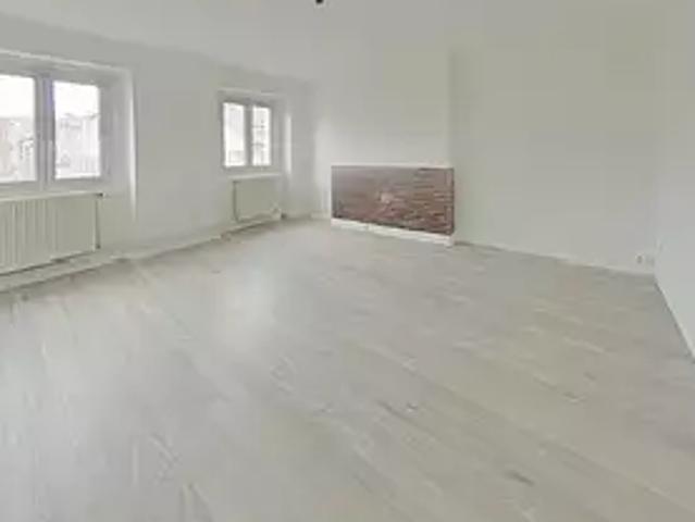 Saint Étienne 42000 Location appartement 3 pièces t3 au dernier étage