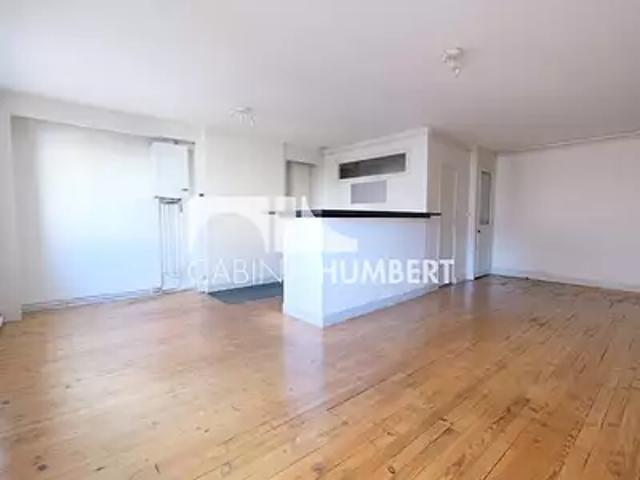 Saint Étienne 42000 Location appartement 3 pièces t3 au dernier étage