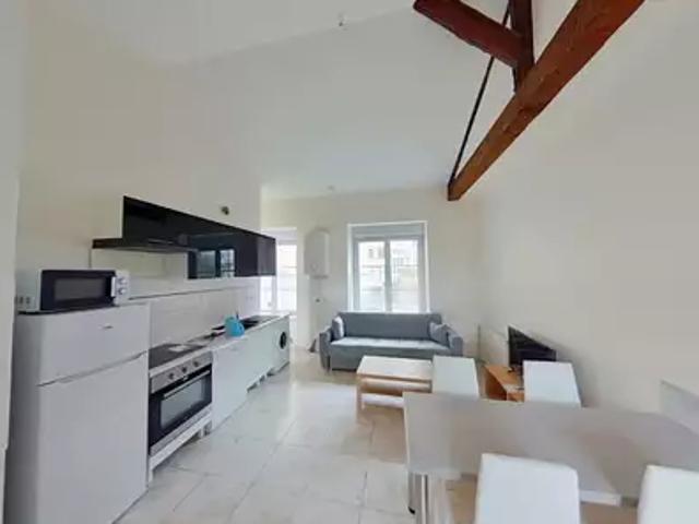 Saint Étienne 42000 Location appartement 3 pièces t3 au dernier étage
