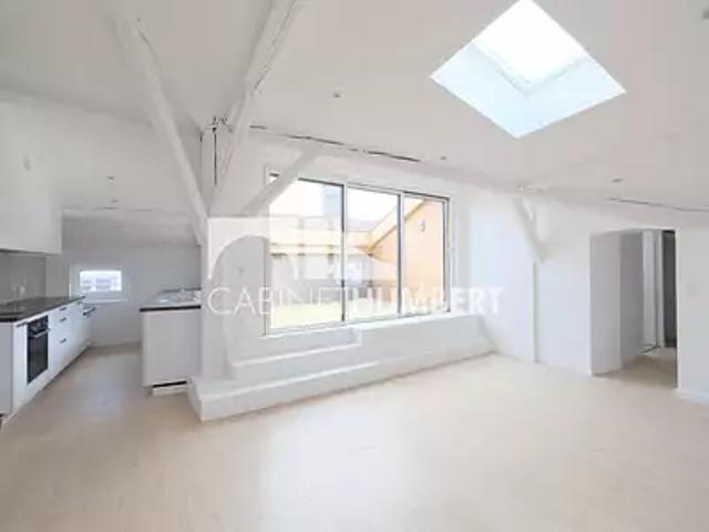 Saint Étienne 42000 Location appartement 4 pièces t4 au dernier étage terrasse