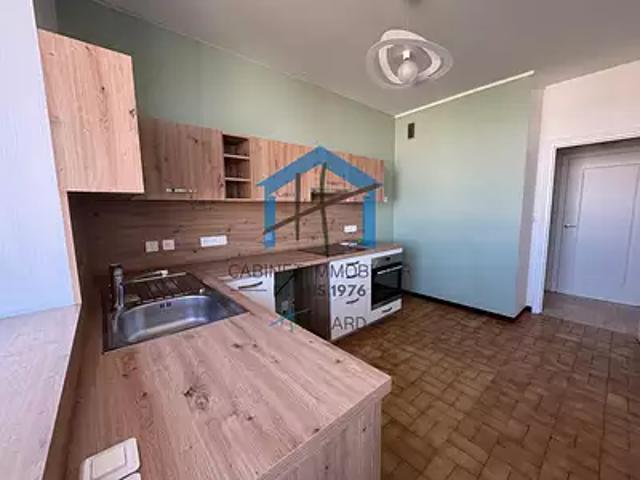Saint Étienne 42000 Location appartement 4 pièces t4
