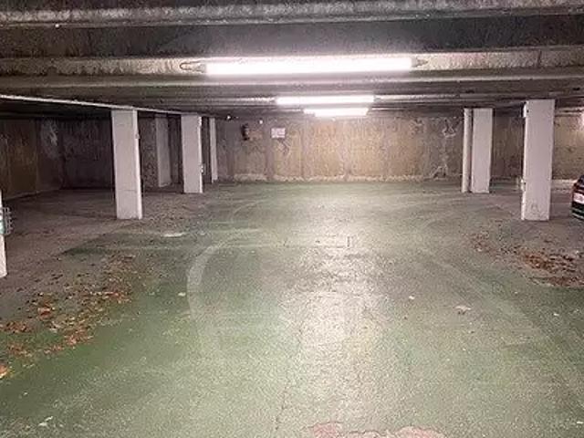 Saint Étienne 42000 Location parking