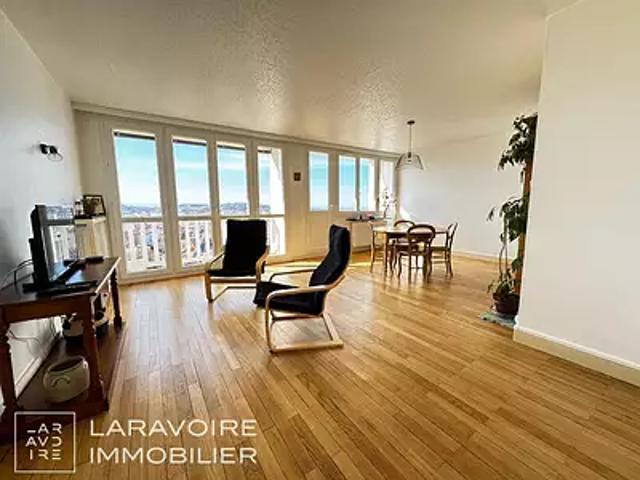 Saint Étienne 42100 Achat / Vente appartement 4 pièces t4 au dernier étage cave
