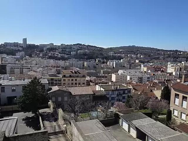Saint Étienne 42100 Achat / Vente appartement 5 pièces t5 au dernier étage parking