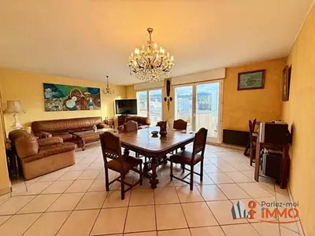 Saint Étienne 42100 Achat / Vente appartement 5 pièces t5 parking