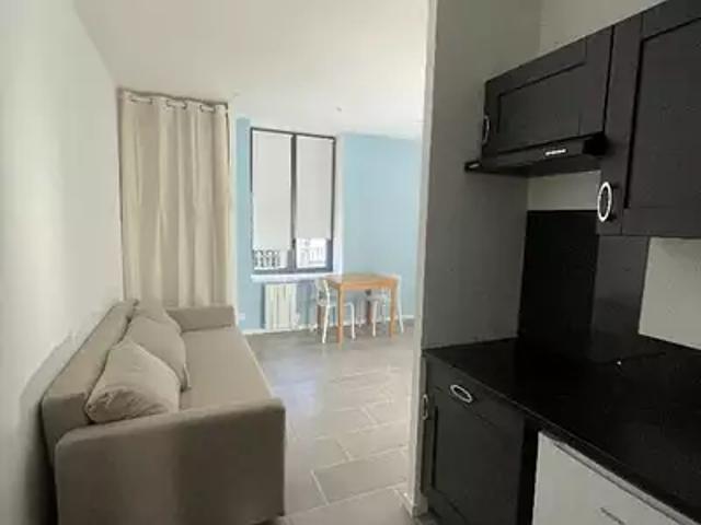 Saint Étienne 42100 Location appartement 1 pièce t1 terrasse