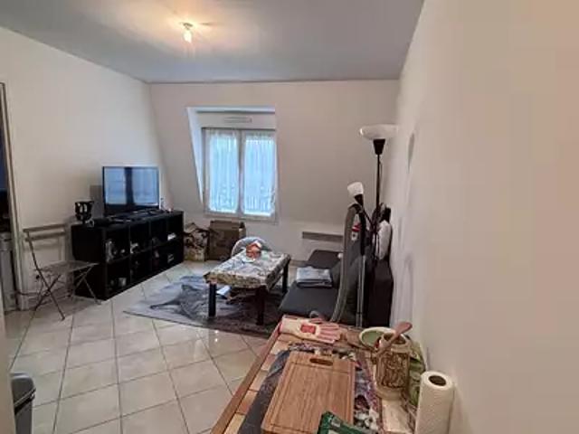 Saint Fargeau Ponthierry 77310 Achat / Vente appartement 2 pièces t2 au dernier étage