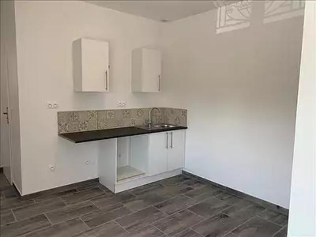 Saint Fons 69190 Location appartement 2 pièces t2 au dernier étage