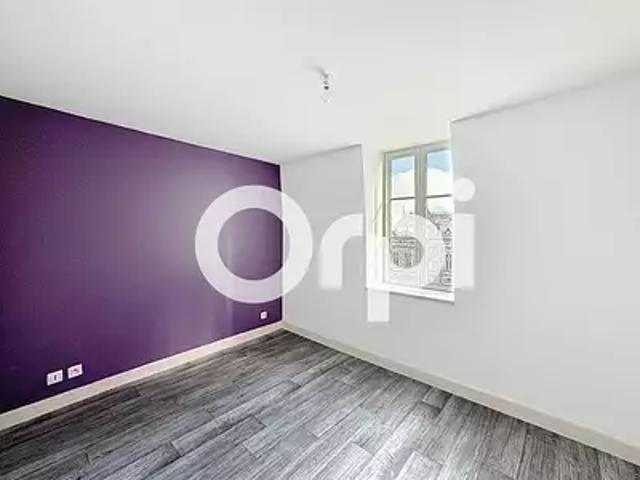 Saint Flour 15100 Location appartement 3 pièces t3