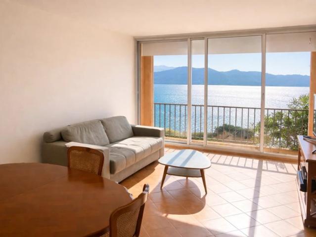 SAINT FLORENT / Appartement T3 avec vue mer panoramique