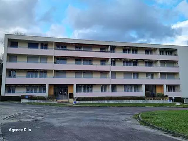 Saint Florentin 89600 Achat / Vente appartement 4 pièces t4 cave