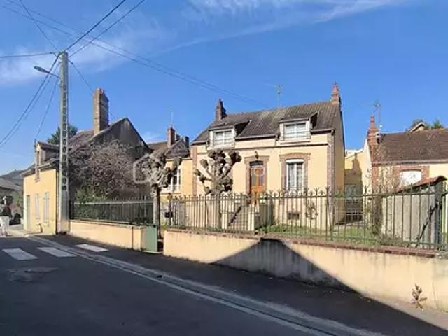 Saint Florentin 89600 Achat / Vente maison 5 pièces t5 cave